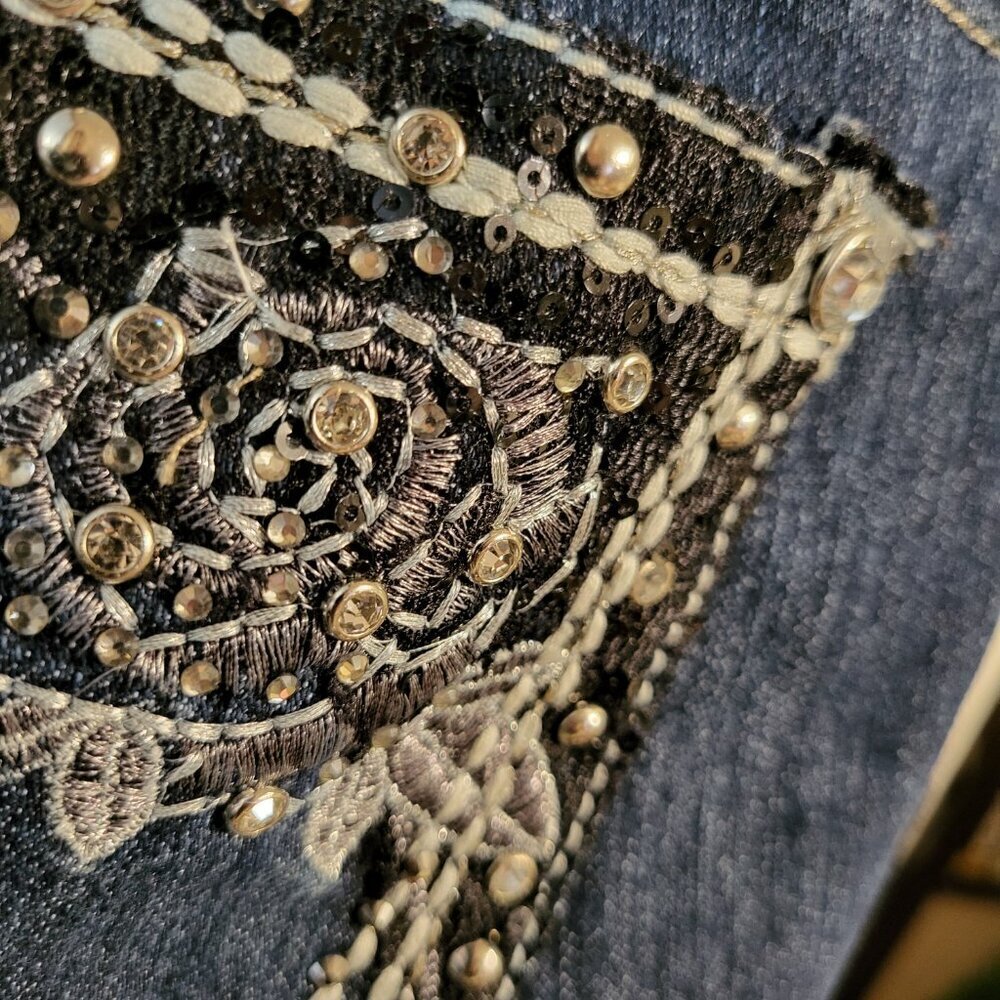 NWOT GRACE IN LA STRAIGHT LEG HIGH RISE EMBROIDERED JEANS SZ 10 - Picture 7 of 12